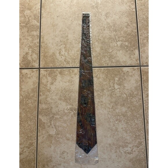 New Vintage Dead Stock 1980’s New Maga 100% Silk Tie Made in Italy Abstract - Picture 6 of 6